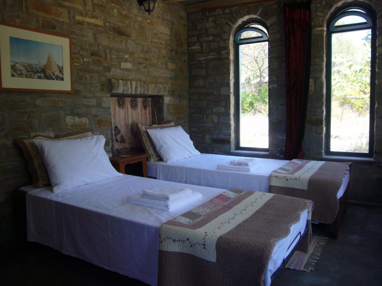 To The Garden Guest House Angairia Room photo