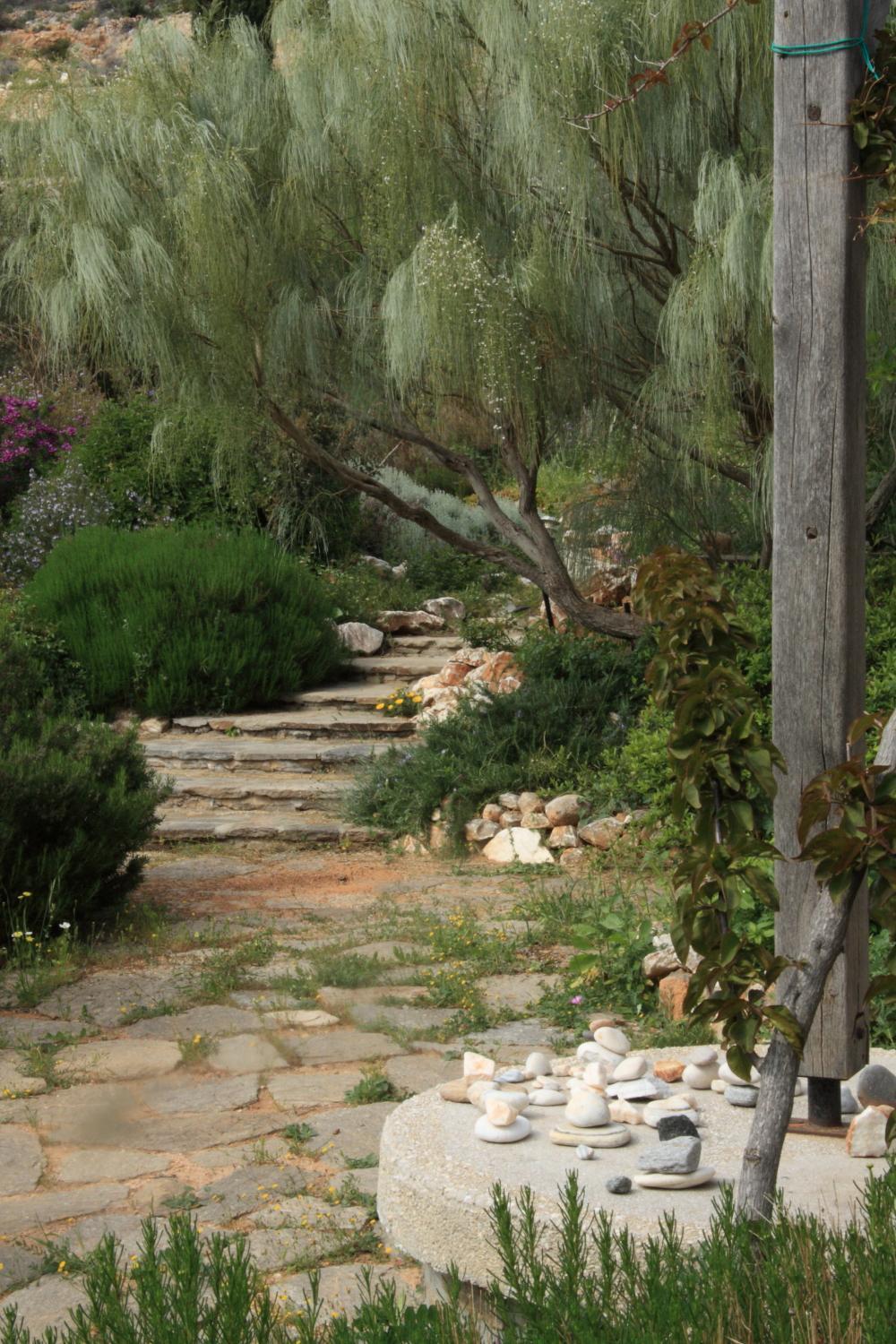 To The Garden Guest House Angairia Exterior photo